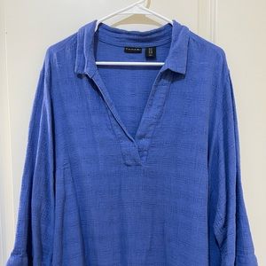 Blue Tunic Style Woman’s Blouse. US size 1X.